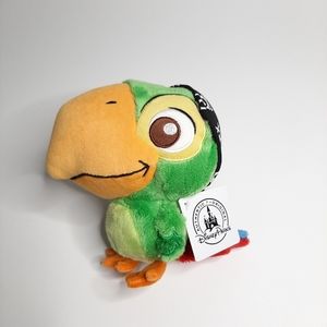 Disney Parks NEW Jake and the Neverland Pirates Parrot Skully Plush